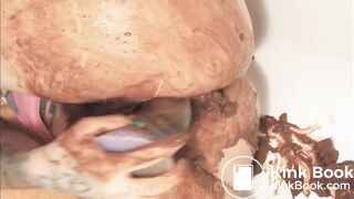 gorgeous and sexy Russian pooping and masturbating