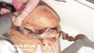 gorgeous and sexy Russian pooping and masturbating