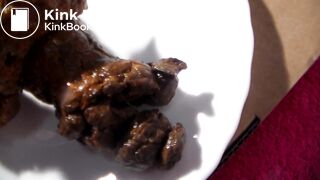 woman pooping on plate - video 7