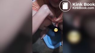 pooping - video 279
