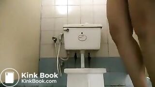 Thai girl shit in public toilet