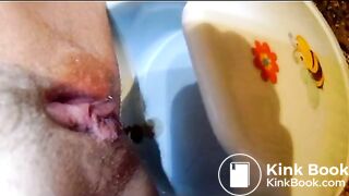 Potty Pooping - Amateur girl