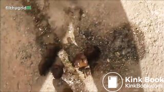 2 sexy girls shitted