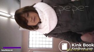 japanese toilet poop - video 6