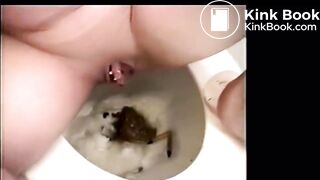 Retro Blondie Taking A Crap