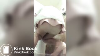 ASIAN COULDN'T MAKE IT TO A TOILET IN TIME③