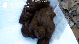 Milf poops a big pile in the woods