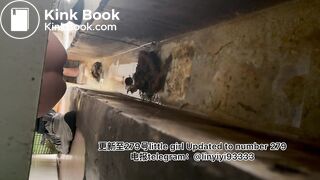 High-quality girls pooping in the toilet 5