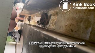 High-quality girls pooping in the toilet 5