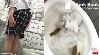 japanese girls shitting on toiet