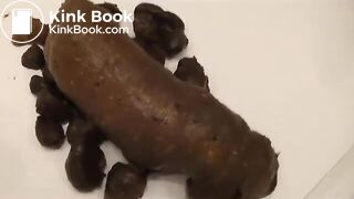 Milf pooping a massive load in her panties