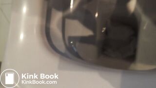 Me and sisters make poo in school toilets