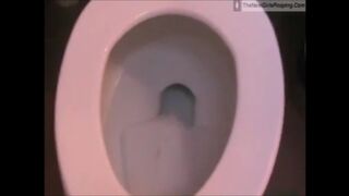 Sexy Toilet Poop - video 4