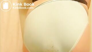 Big mess in her panties