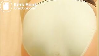 Big mess in her panties