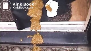 M. shitting on her tarrace