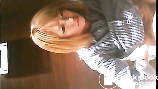 coffee shop pooping - video 15