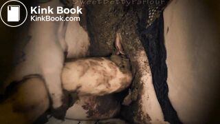 gorgeous and sexy Russian pooping n masturbating