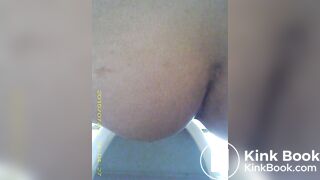 shes moaning and pooping1