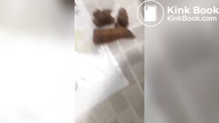 korean cute girl pooping - video 2