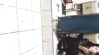 chinese girls poop in open toilet 3