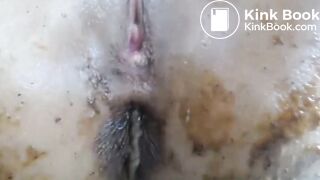 girl poop - video 27