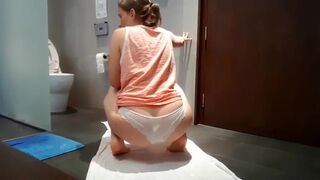 sexy topless German girl shitting n masturbating