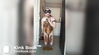 Shitting and smearing - video 7