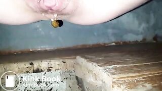 Selfie of a sexy babe shitting