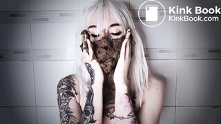 gorgeous sexy Russian girl pooping