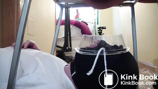 She willingly shit on his face.