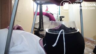 She willingly shit on his face.