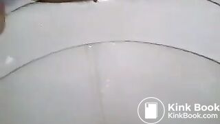 Me piss and take a smell shit