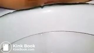 Me piss and take a smell shit