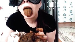 sexy girl with a mask shits - video 9