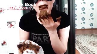 sexy girl with a mask shits - video 9