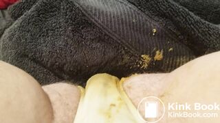 Wet Farts, Pissing, and Fingering in Messy Panties