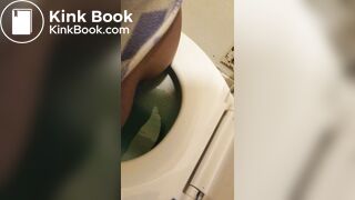 Ebony poop - video 31