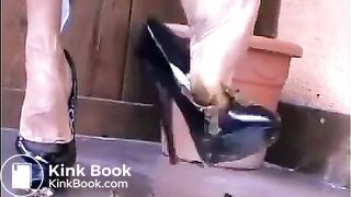 shitting in my high heels - video 2
