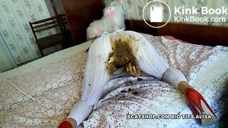 female pooping in white pantyhose - video 2