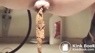 Scat licking - video 2