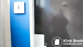 Teen films herself shitting in the toilet