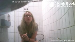 Spycam Sexy teen toilet diarrhea farting