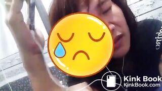 Indonesian girl working abroad sensually poop