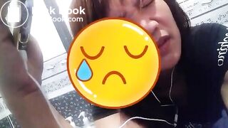 Indonesian girl working abroad sensually poop