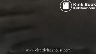 Sexy dancing and shitting