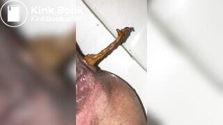 POOP MORNING GIRL TOILET (1)