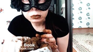 Eating shit out of white pantyhose