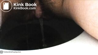 woman pooping on toilet - video 51