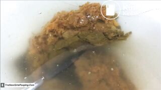 woman pooping on toilet - video 51